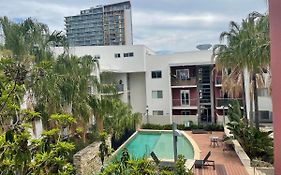 Heart Of The Valley Sunny And Cozy 1Br Apart